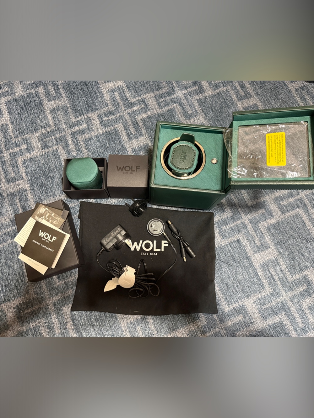 WOLF Green Watch Winder with Gold Accent